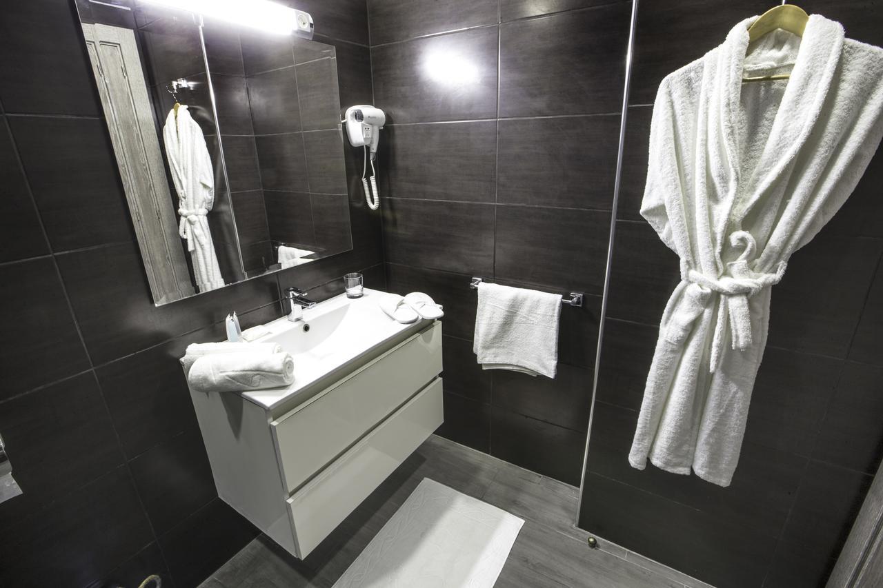 Calypso Home Oran Ain el Turk Exteriér fotografie