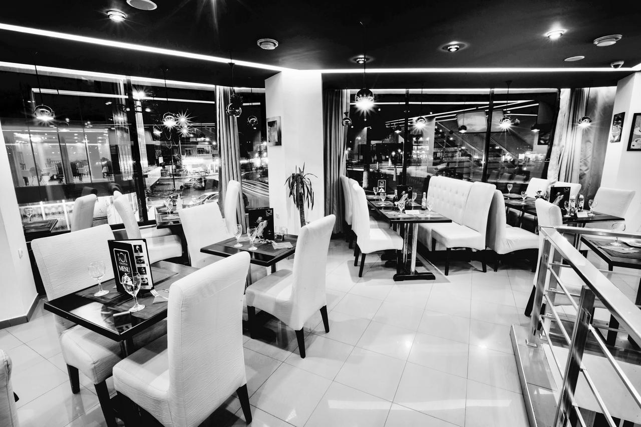 Calypso Home Oran Ain el Turk Exteriér fotografie